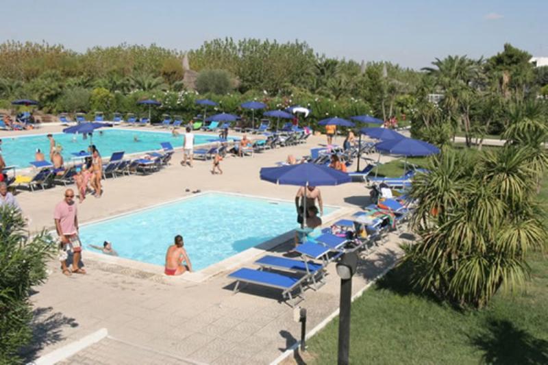 African Beach Hotel-Residence Manfredonia Zewnętrze zdjęcie