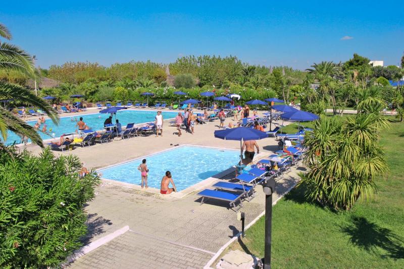 African Beach Hotel-Residence Manfredonia Zewnętrze zdjęcie