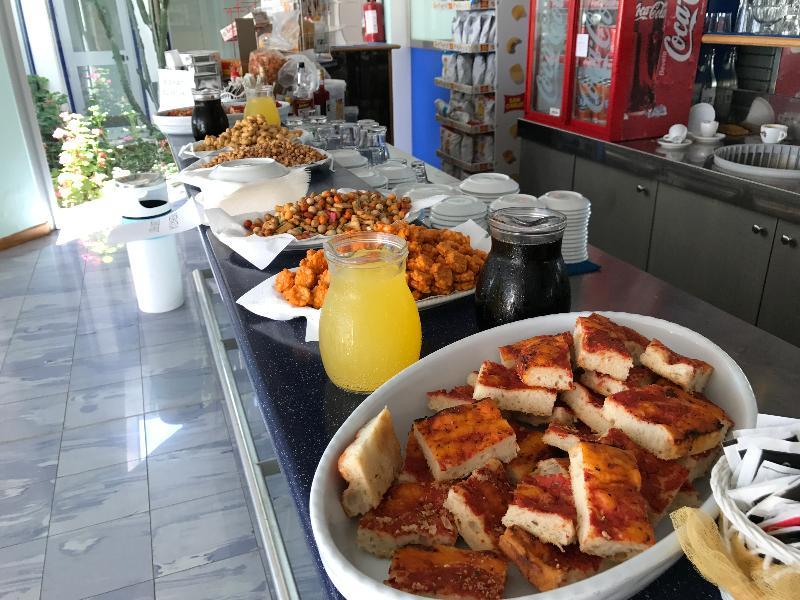 African Beach Hotel-Residence Manfredonia Zewnętrze zdjęcie