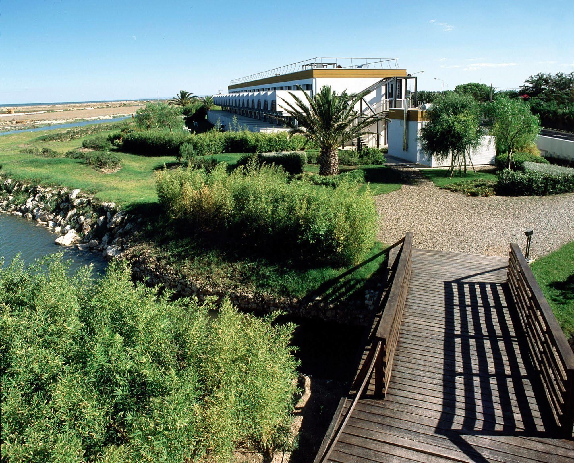 African Beach Hotel-Residence Manfredonia Zewnętrze zdjęcie