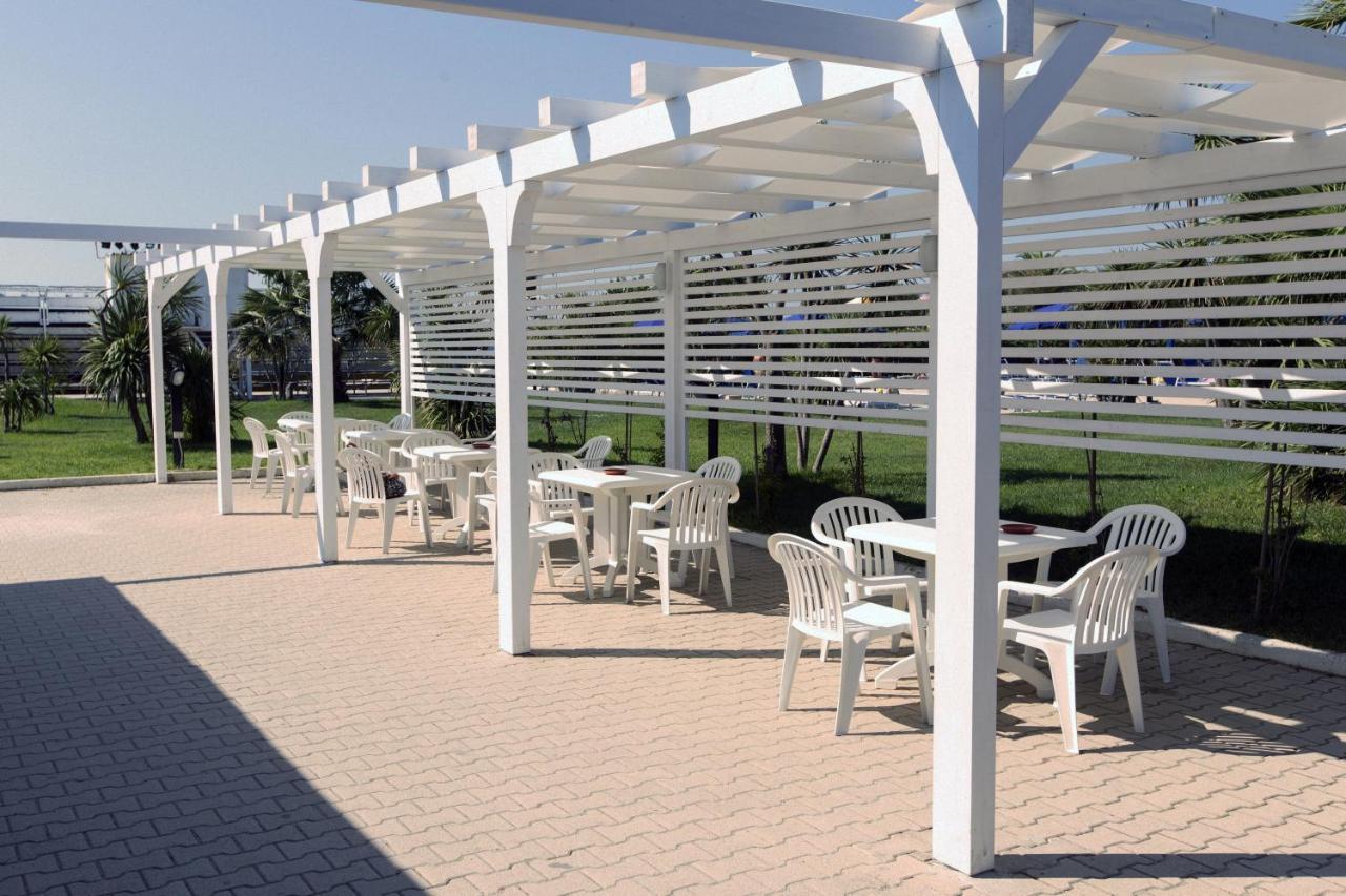 African Beach Hotel-Residence Manfredonia Zewnętrze zdjęcie